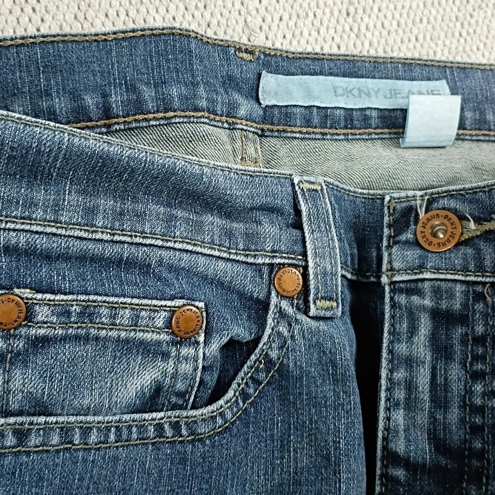 DKNY Jeans Bootcut Womens 12 33X31 Blue Y2K Denim Mid Rise Streetwear Relaxed - Picture 4 of 11